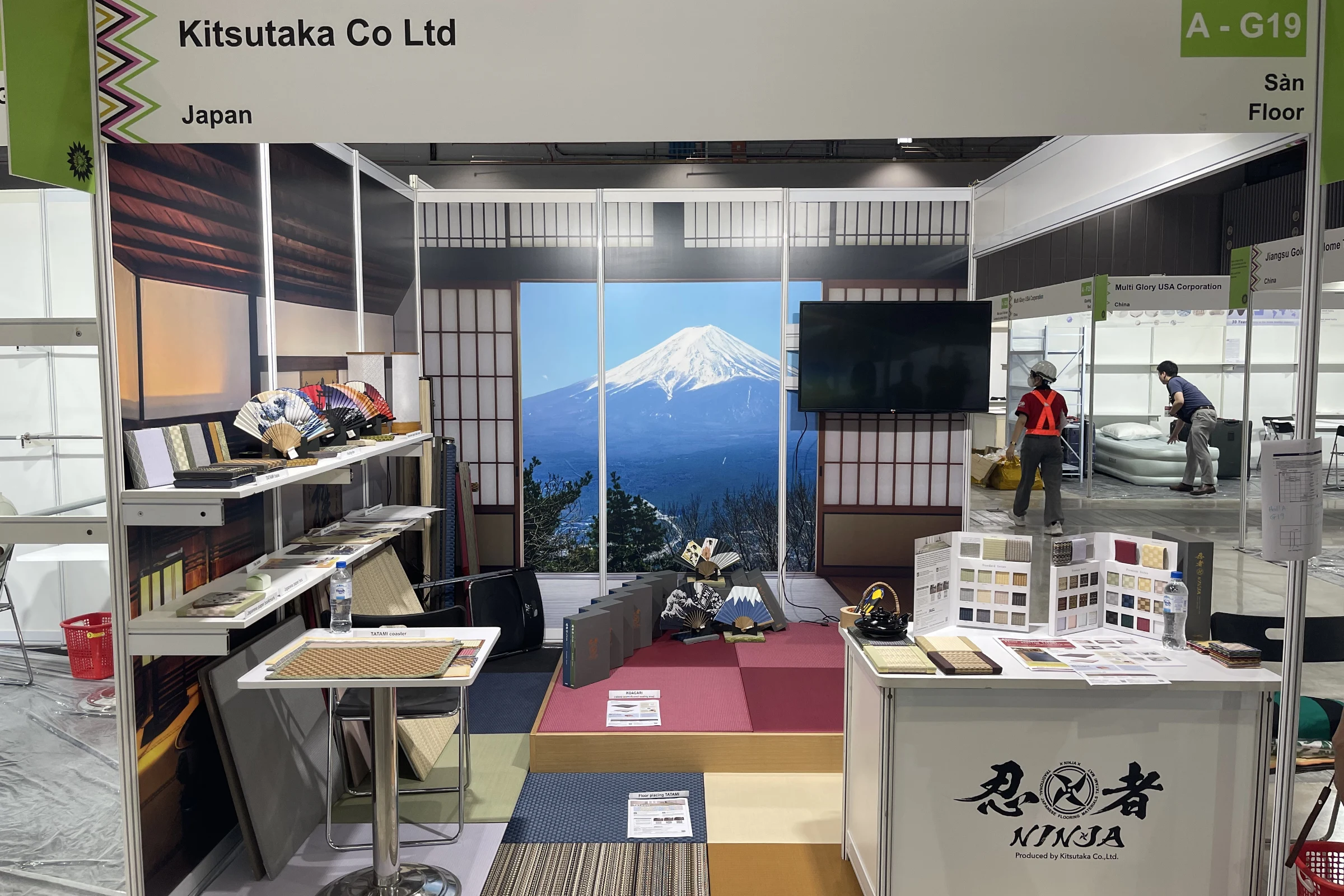 ベトナム・ホーチミンにて初めての海外展示会「VIATT2024」に出展